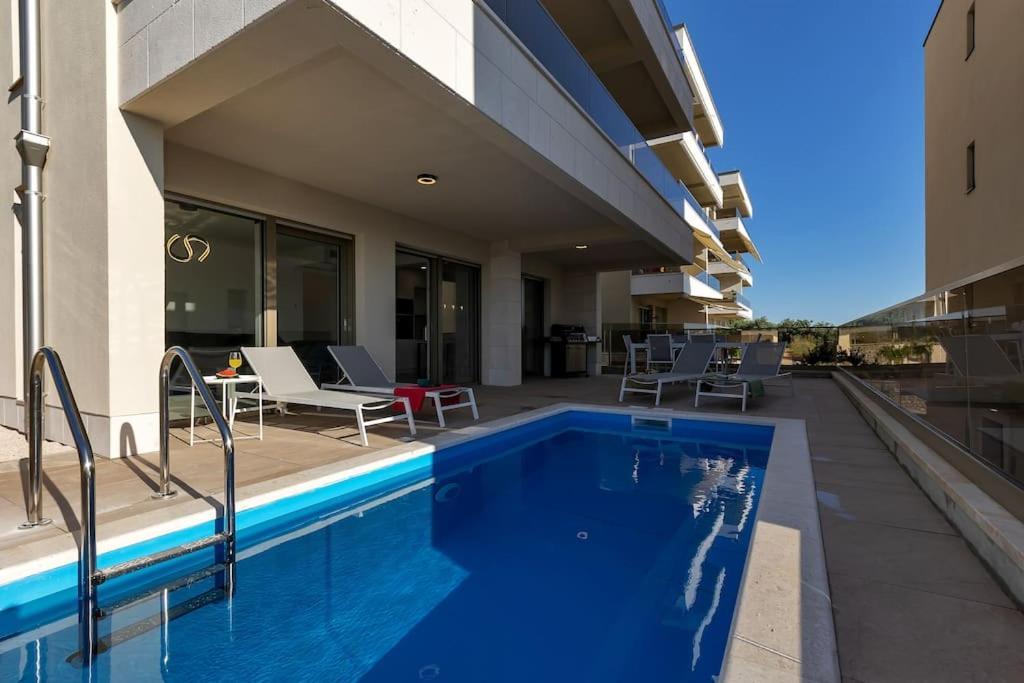 Apartman Delux With Private Pool - Makarska Exklusiv Tucepi Exterior photo
