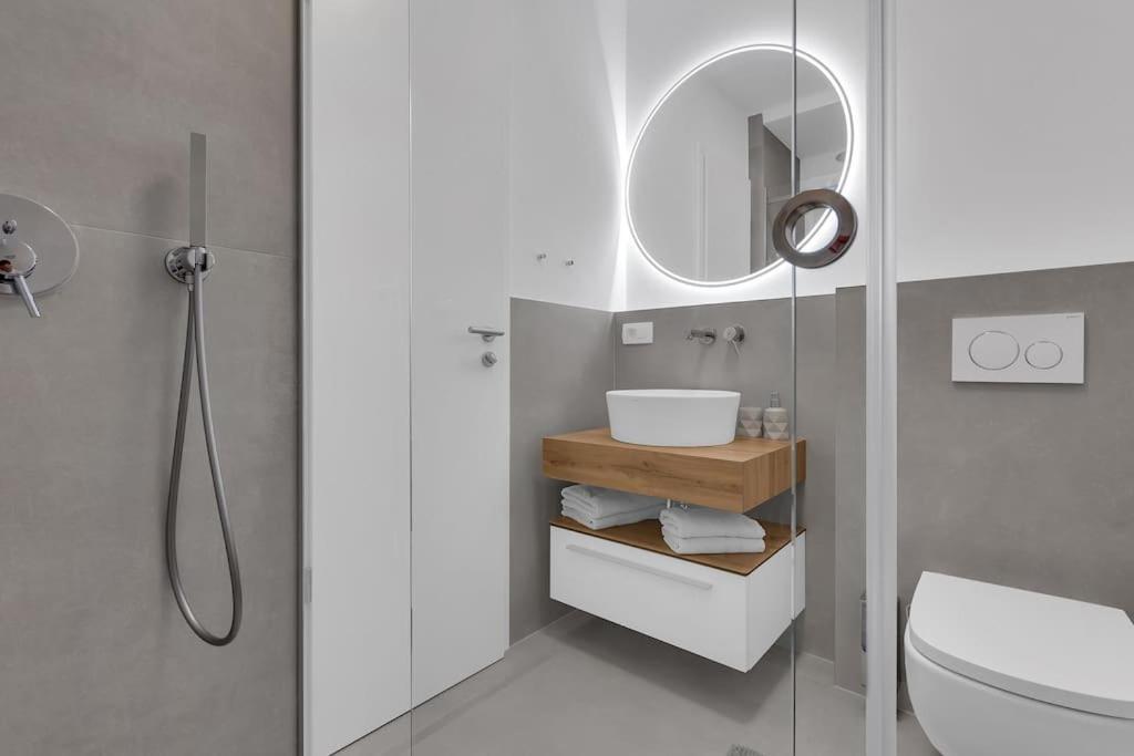 Apartman Delux With Private Pool - Makarska Exklusiv Tucepi Exterior photo